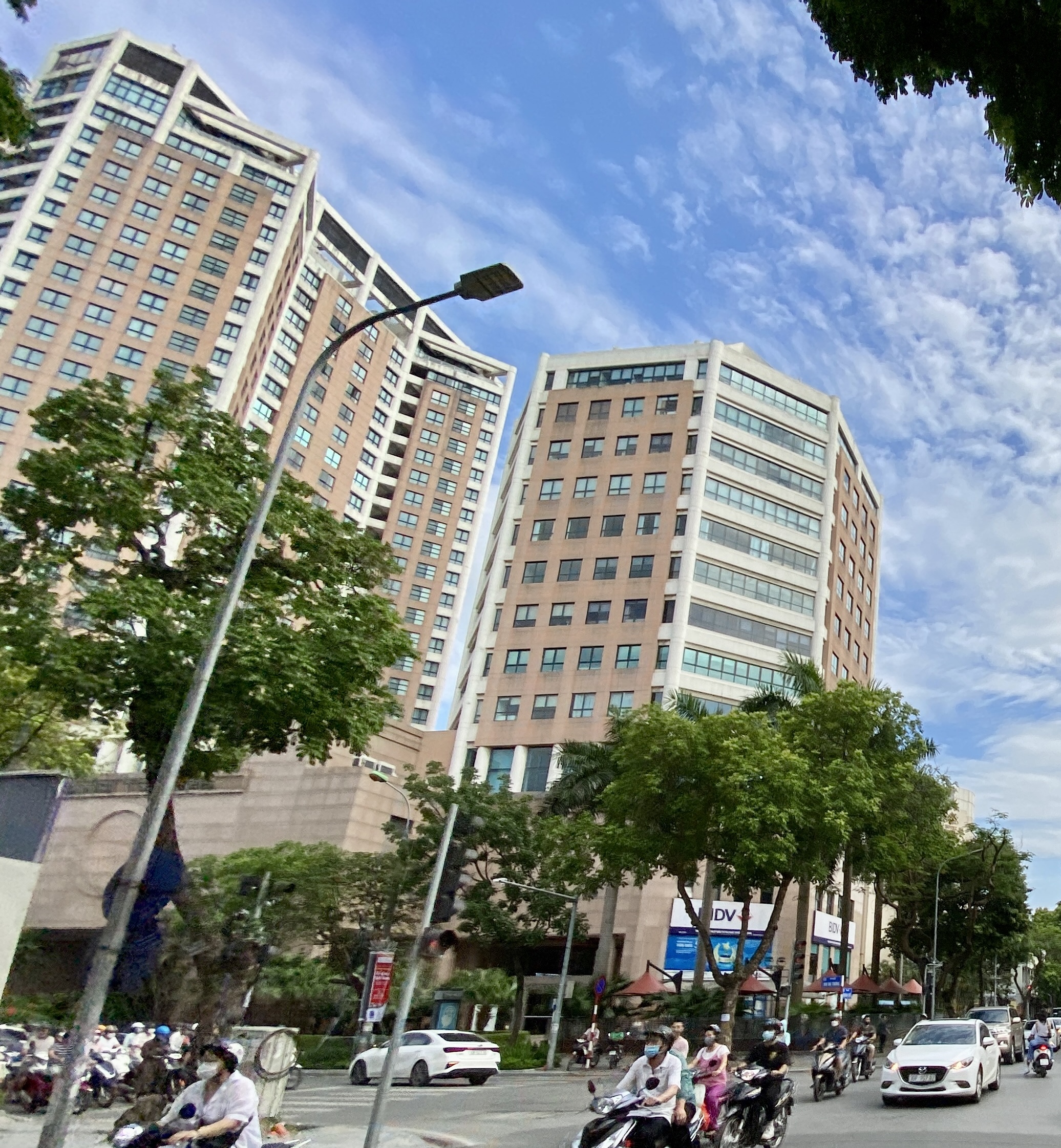 Hanoi Tower (Tháp Hà Nội) - sảnh & không gian văn phòng